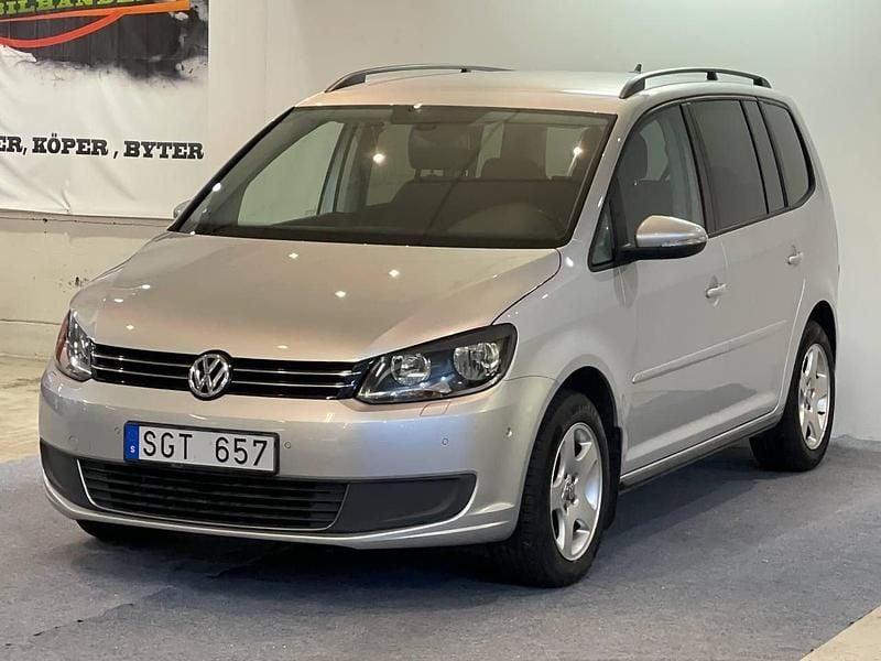 Silver Begagnad 2012 VW Touran Minibuss | 89 900 kr (Marknadspris) - Bild 1/4