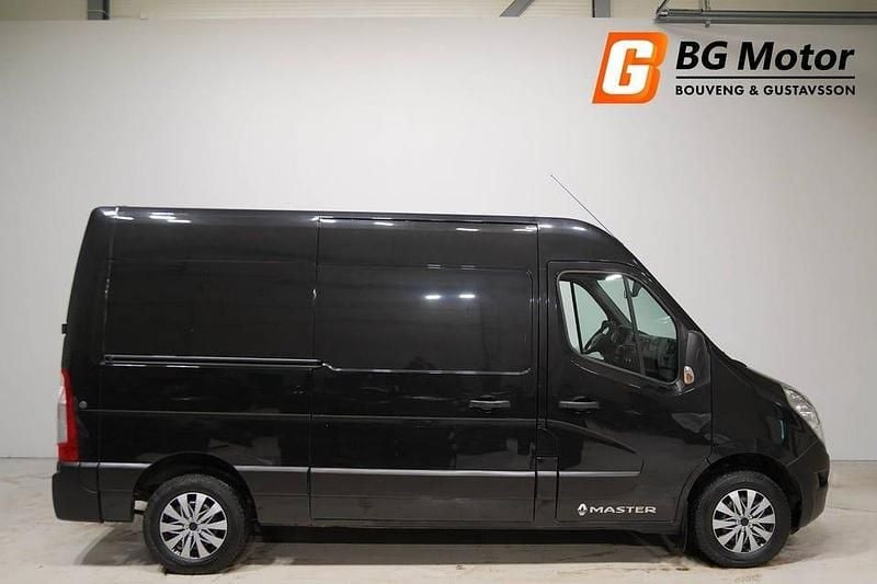Begagnad Renault Master 131 HK (96 kW) 2018 Svart Van