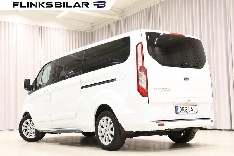 Begagnad Ford Tourneo Custom 131 HK (96 kW) 2020 Vit Van