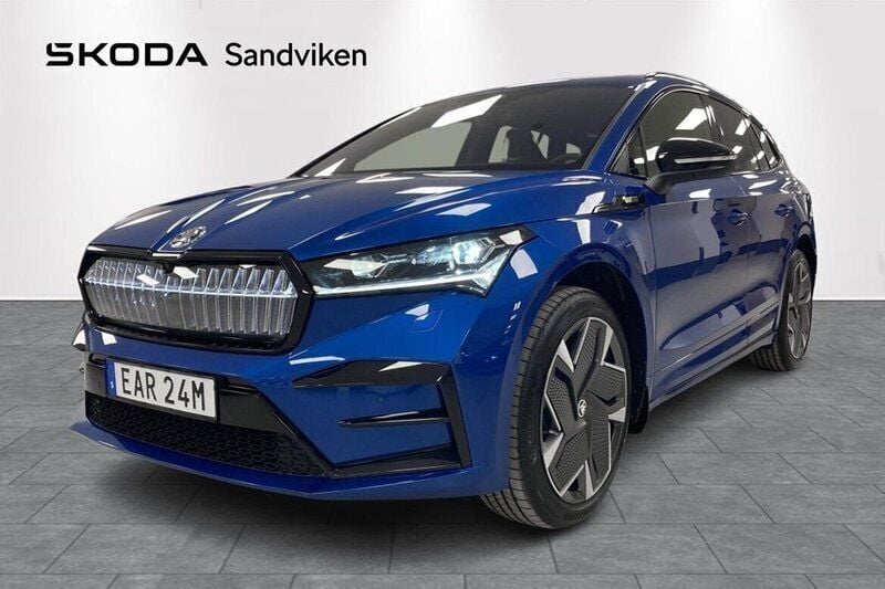 Blå Begagnad 2023 Skoda Enyaq iV RS SUV | 599 900 kr (Dyr) - Bild 1/4