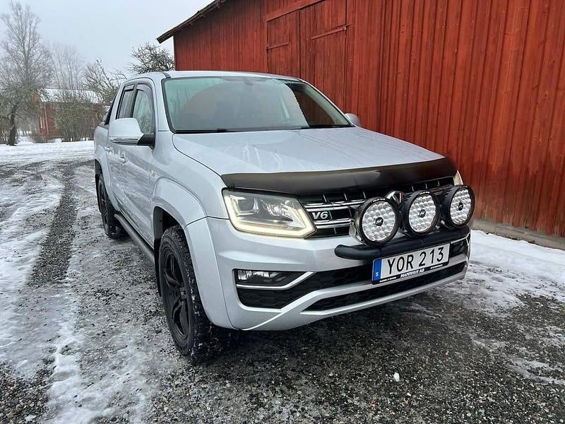 Begagnad VW Amarok 224 HK (164 kW) 2017 Silver Pickup