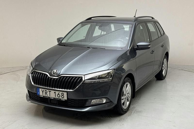 Mörkgrå Begagnad 2019 Skoda Fabia Style Halvkombi | 168 000 kr (Marknadspris) - Bild 1/4