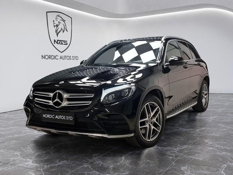 Svart Begagnad 2018 Mercedes GLC220 AMG SUV | 299 900 kr (Marknadspris) - Bild 1/4