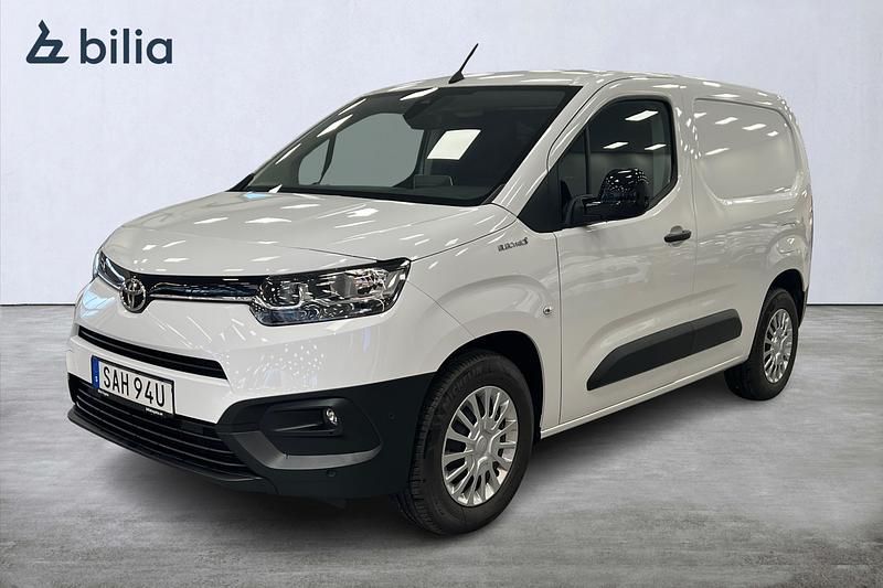 Vit Begagnad 2023 Toyota Proace City City Minibuss | 299 000 kr (Superpris) - Bild 1/3