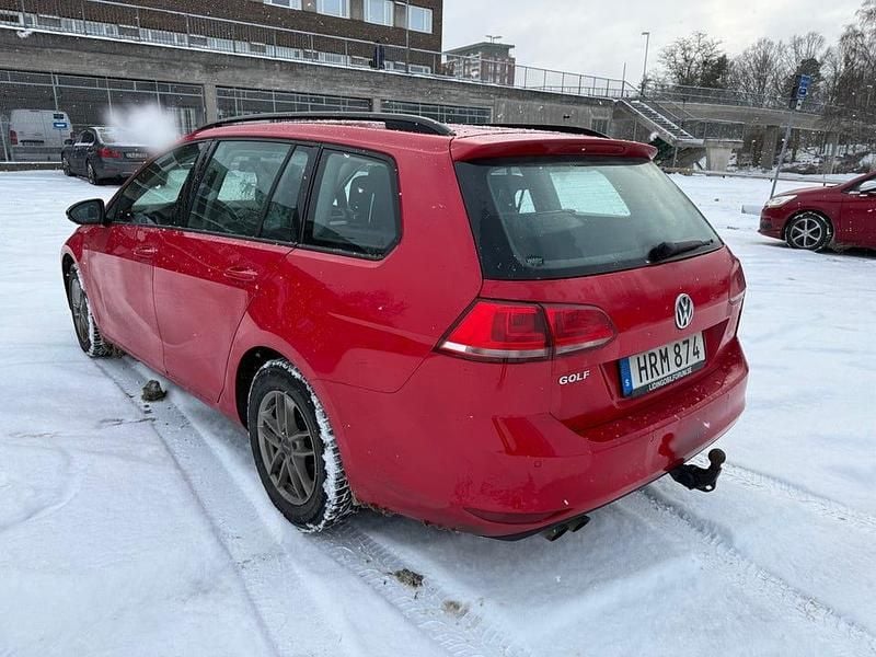 Begagnad VW Golf VII 125 HK (91 kW) 2015