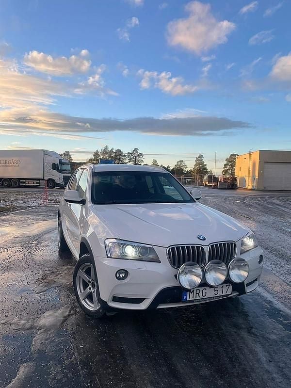 Begagnad 2011 BMW X3 SUV | 99 900 kr (Bra pris) - Bild 1/4