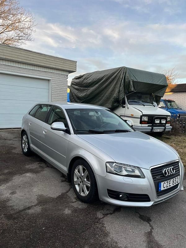 Begagnad 2010 Audi A3 Sportback Halvkombi | 55 000 kr (Bra pris) - Bild 1/4