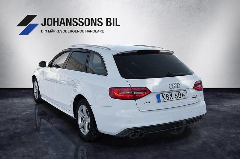Begagnad Audi A4 S-Line 150 HK (110 kW) 2015 Vit Kombi