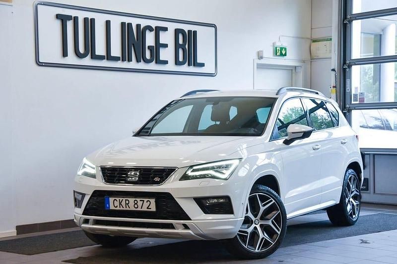 Vit Begagnad 2018 Seat Ateca 4Drive SUV | 209 800 kr (Marknadspris) - Bild 1/4