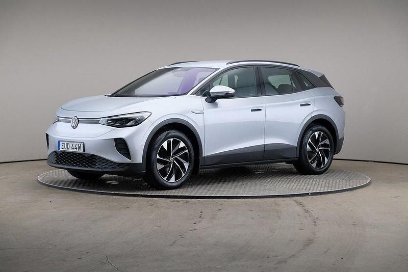 Silver (scale silver (metallic)) Begagnad 2022 VW ID.4 Pro Performance SUV | 289 000 kr - Bild 1/4