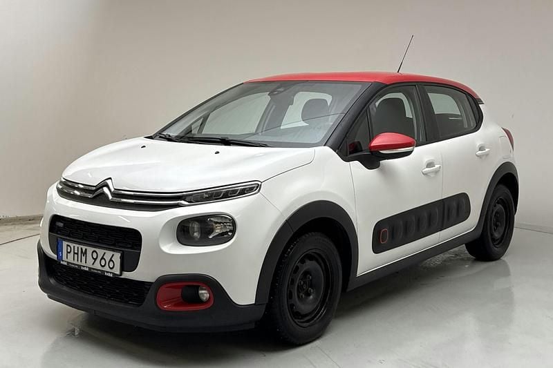 Vit Begagnad 2017 Citroën C3 PureTech | 93 000 kr (Marknadspris) - Bild 1/4
