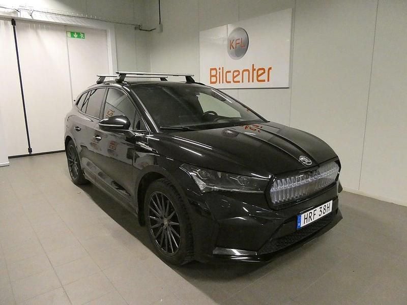 Begagnad Skoda Enyaq iV SportLine 194 kW (265 HK) 2022 Svart SUV