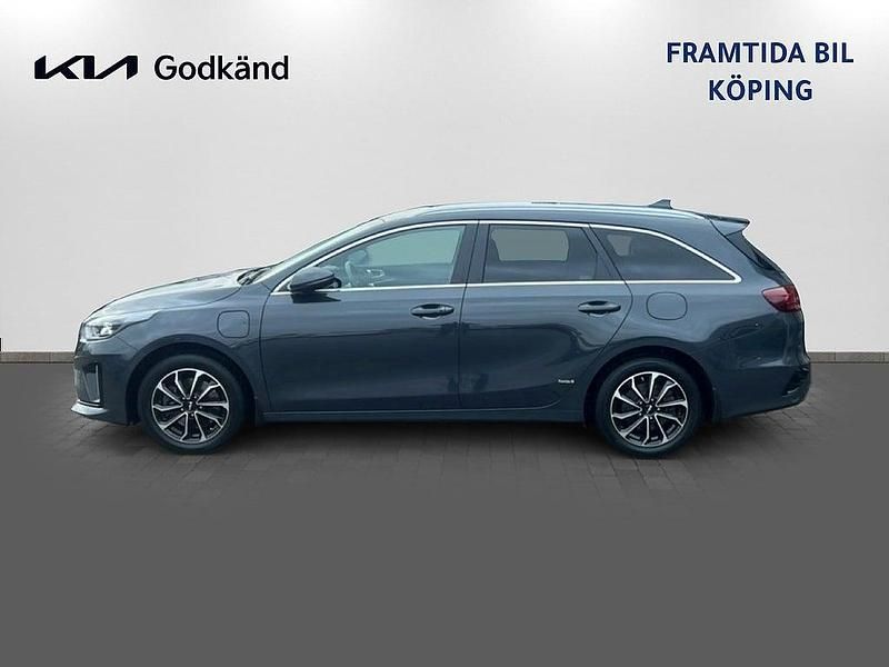 Begagnad Kia Ceed Sportswagon Advance 141 HK (103 kW) 2021 Grå Kombi