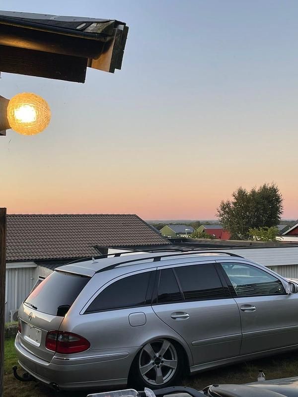 Begagnad Mercedes E220 170 HK (125 kW) 2008