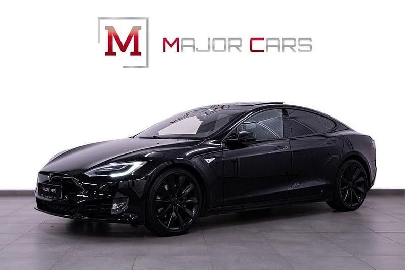 Svart Begagnad 2016 Tesla Model S Halvkombi | 359 900 kr - Bild 1/4