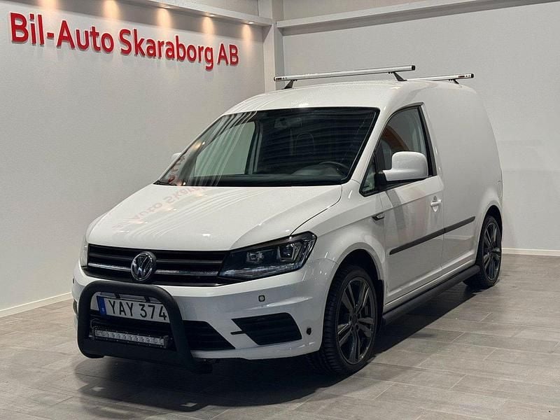 Vit Begagnad 2016 VW Caddy Minibuss | 149 500 kr (Dyr) - Bild 1/4