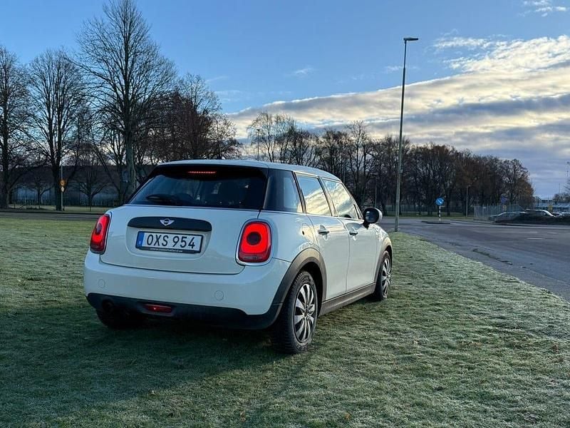 Begagnad 2017 Mini ONE Halvkombi | 115 000 kr (Marknadspris) - Bild 1/4