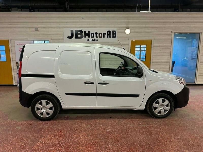 Vit Begagnad 2021 Nissan NV250 Van | 119 000 kr (Marknadspris) - Bild 1/4