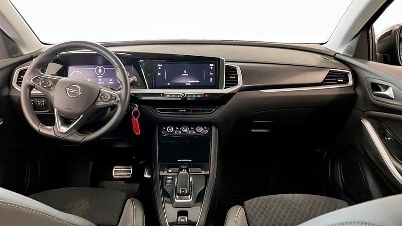 Begagnad Opel Grandland X GS Line 131 HK (96 kW) 2022 Svart SUV