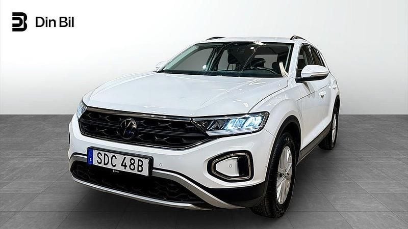 Pure white Begagnad 2023 VW T-Roc SUV | 269 900 kr (Marknadspris) - Bild 1/4