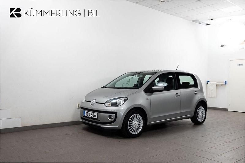 Silver Begagnad 2016 VW up! Halvkombi | 83 900 kr (Marknadspris) - Bild 1/4