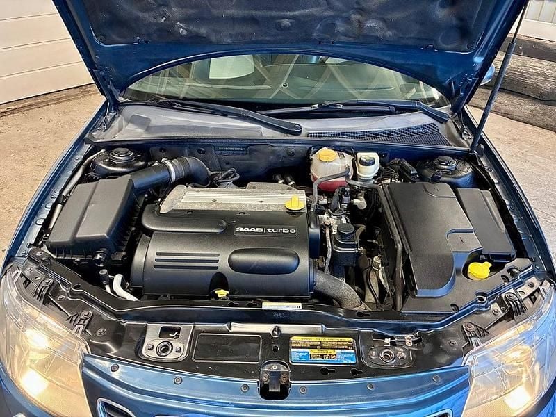 Begagnad Saab 9-3 Vector 175 HK (128 kW) 2005 Blå Sedan