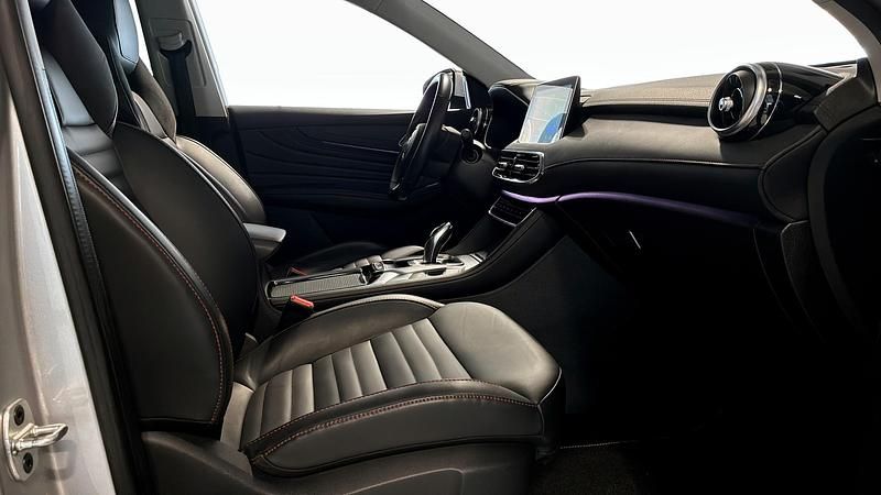 Begagnad MG EHS 162 HK (119 kW) 2022 Grå SUV