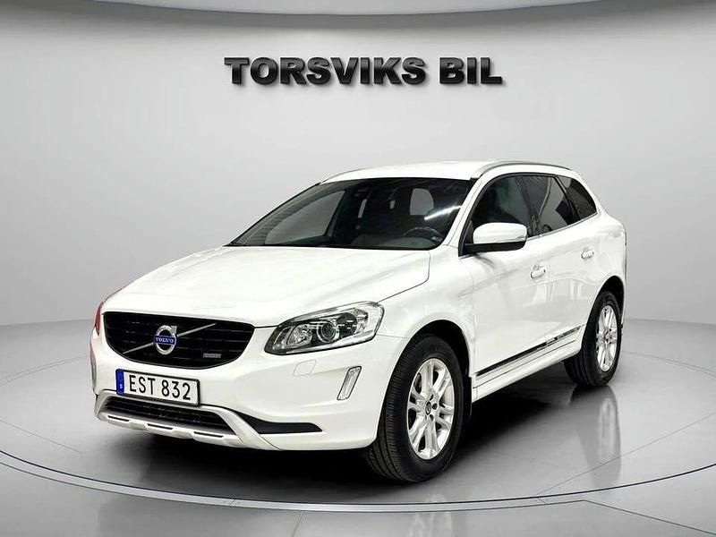 Vit Begagnad 2015 Volvo XC60 Summum SUV | 169 900 kr (Lite dyr) - Bild 1/4