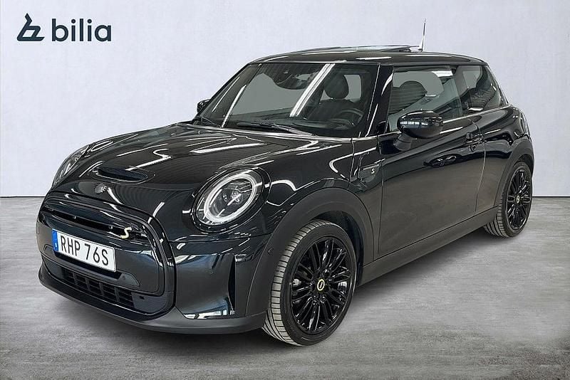 Begagnad Mini Cooper 135 kW (184 HK) 2023 Midnight black metallic Halvkombi