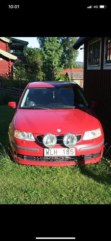Begagnad 2005 Saab 9-3 Sedan | 15 000 kr (Marknadspris) - Bild 1/4