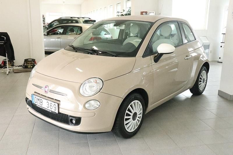 Brun Begagnad 2012 Fiat 500 Pop Halvkombi | 64 900 kr (Marknadspris) - Bild 1/4