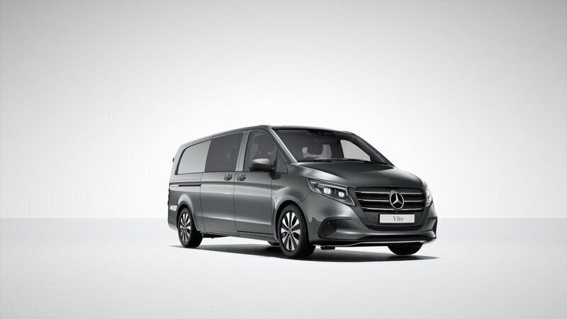 Grå Ny 2025 Mercedes Vito Minibuss | 668 625 kr (Lite dyr) - Bild 1/3