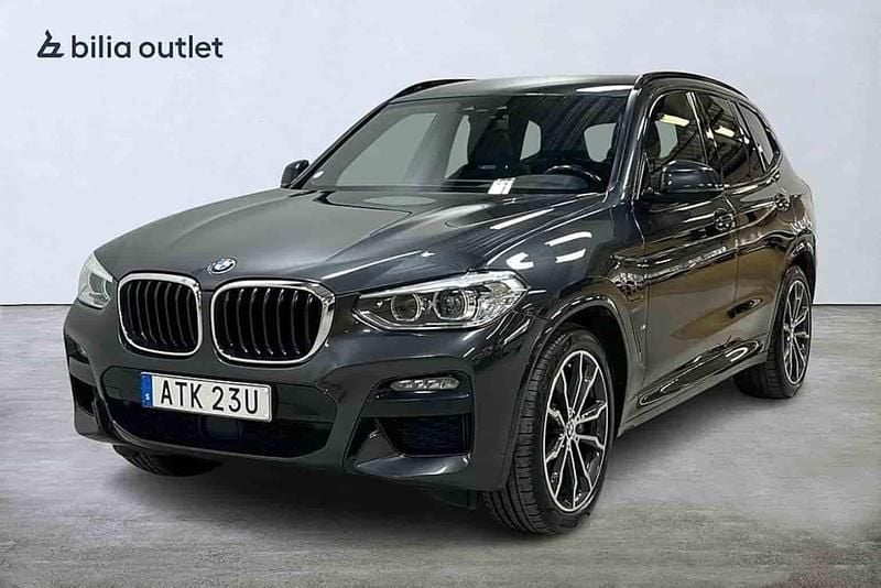 Grå Begagnad 2020 BMW X3 SUV | 399 900 kr (Marknadspris) - Bild 1/1