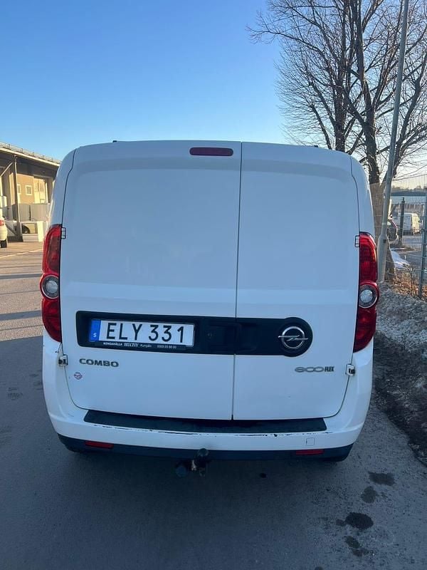Begagnad 2015 Opel Combo S Van | 60 000 kr (Marknadspris) - Bild 1/4
