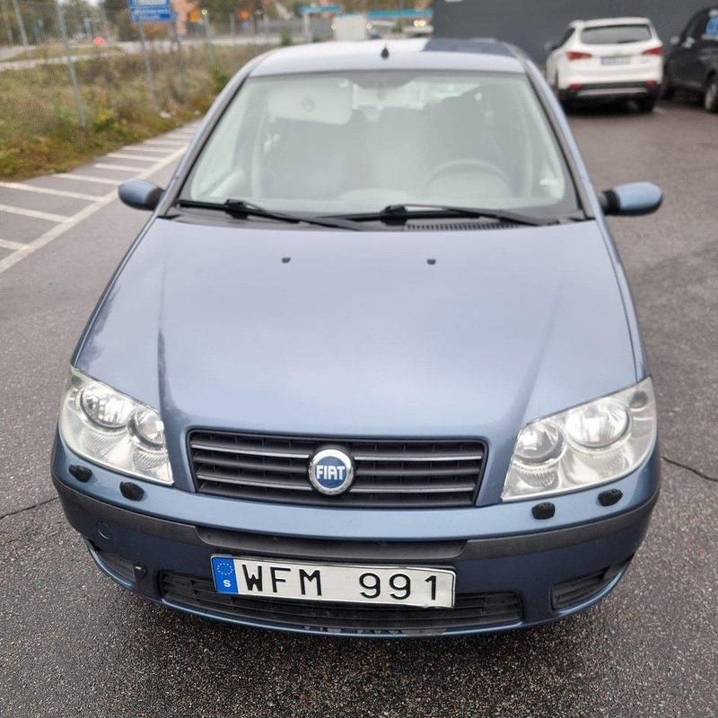 Begagnad 2004 Fiat Punto Halvkombi | 13 500 kr - Bild 1/4