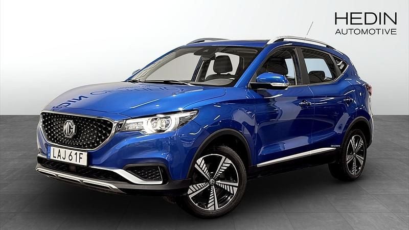 Blå Begagnad 2020 MG ZS Luxury Halvkombi | 149 900 kr (Marknadspris) - Bild 1/4