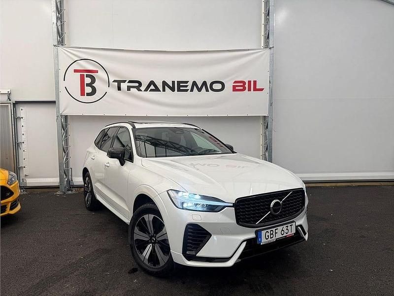 Vit Begagnad 2023 Volvo XC60 SUV | 449 900 kr - Bild 1/4