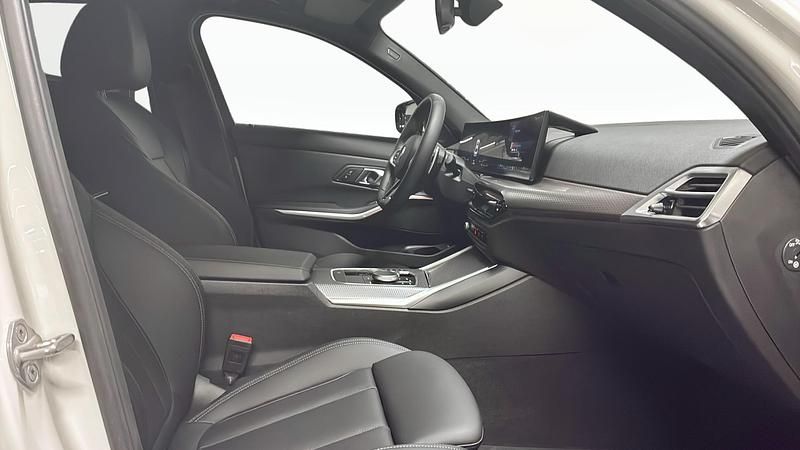 Ny BMW 320 M Sport 184 HK (135 kW) 2025 Vit Sedan