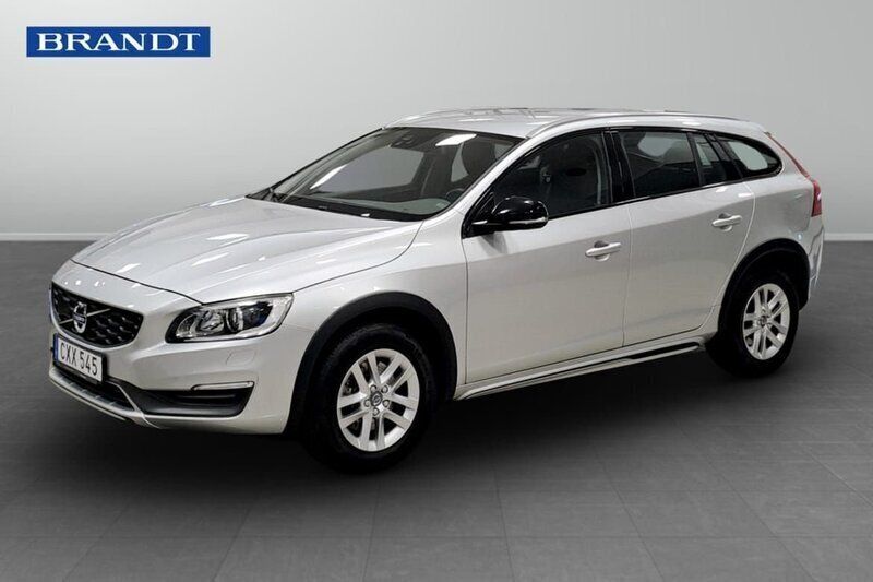Silver Begagnad 2016 Volvo V60 CC Business Edition Kombi | 189 900 kr (Marknadspris) - Bild 1/4