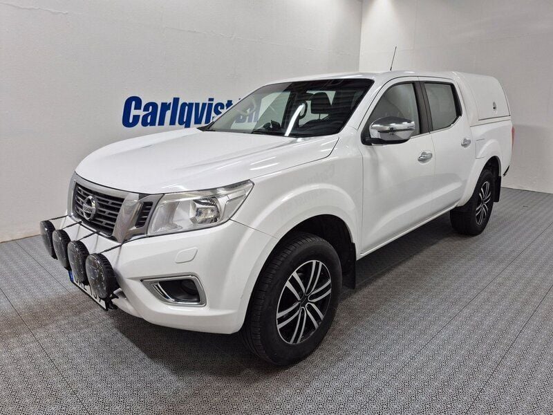 Vit Begagnad 2016 Nissan Navara Pickup | 199 000 kr (Lite dyr) - Bild 1/4