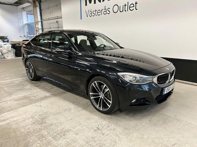 Svart Begagnad 2016 BMW 320 Gran Turismo M Sport Halvkombi | 139 900 kr (Marknadspris) - Bild 1/2