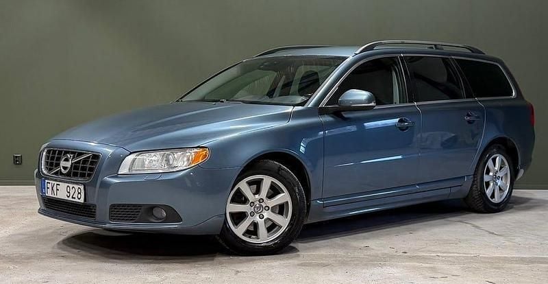 Begagnad Volvo V70 Momentum 116 HK (85 kW) 2012 Blå Kombi