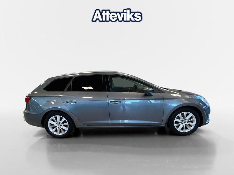 Begagnad Seat Leon ST FR 151 HK (111 kW) 2014 Grå Kombi