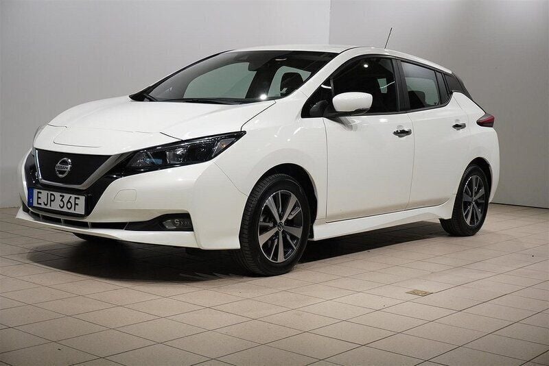Vit Begagnad 2021 Nissan Leaf Acenta Halvkombi | 154 800 kr (Bra pris) - Bild 1/4