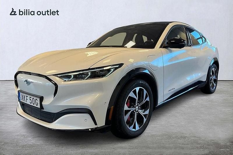 Begagnad Ford Mustang Mach-E Standard Range 197 kW (269 HK) 2021 Vit SUV