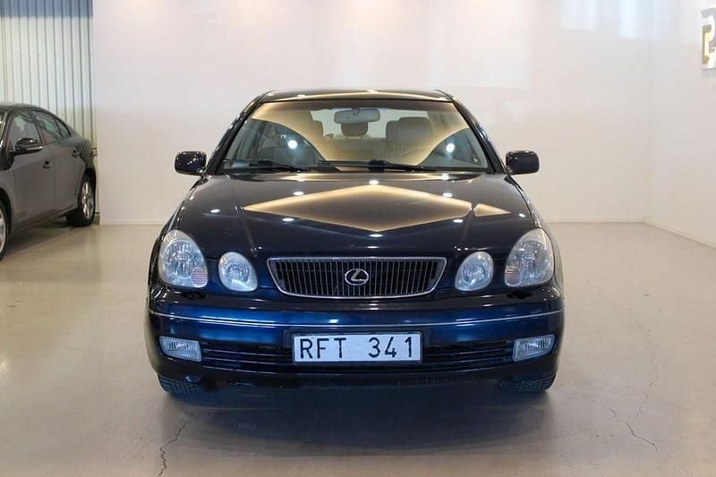 Begagnad Lexus GS300 222 HK (163 kW) 1999 Mörkblå (blå) Sedan