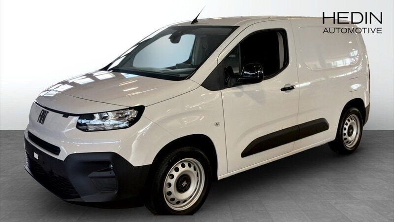 Vit (white) Ny 2025 Fiat Doblò Minibuss | 328 625 kr (Marknadspris) - Bild 1/4