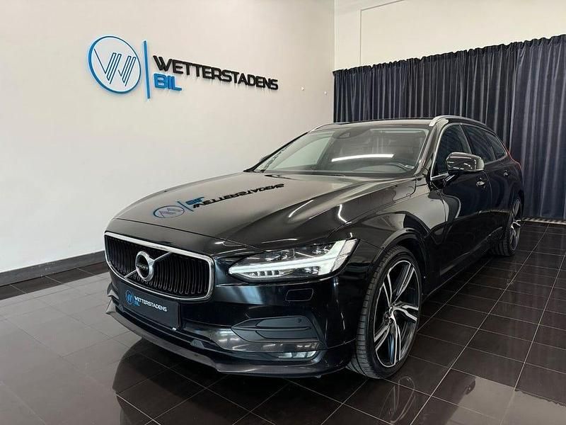 Svart Begagnad 2018 Volvo V90 Momentum Kombi | 189 900 kr (Marknadspris) - Bild 1/4