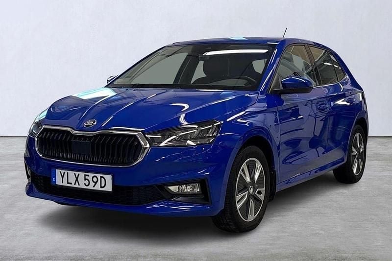 Blå Begagnad 2022 Skoda Fabia Style Halvkombi | 209 900 kr (Marknadspris) - Bild 1/4