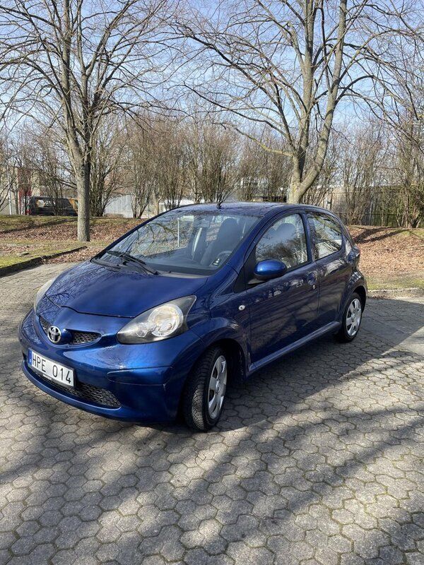 Blå Begagnad 2008 Toyota Aygo Halvkombi | 31 500 kr (Marknadspris) - Bild 1/4